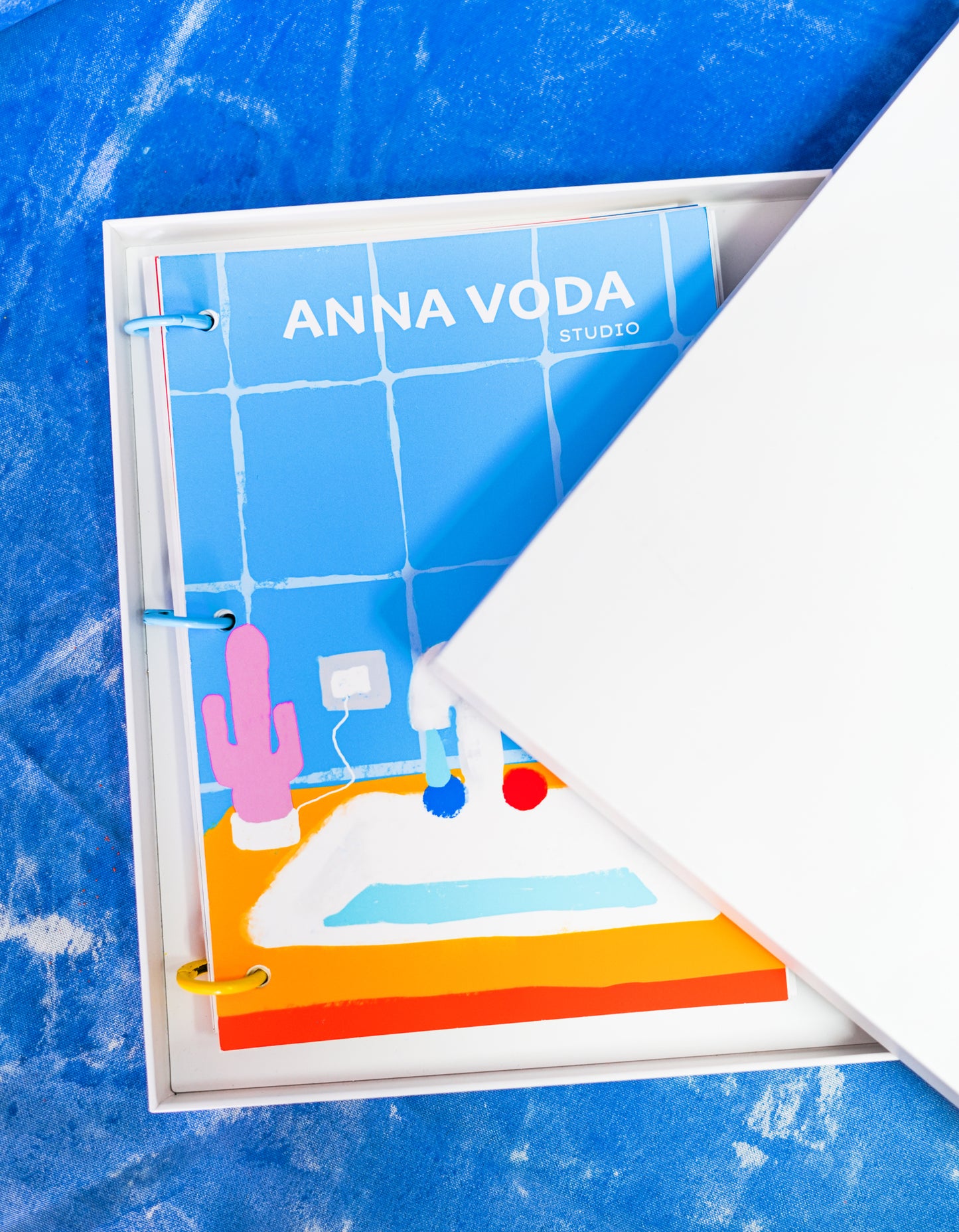 BOOK / Anna Voda studio