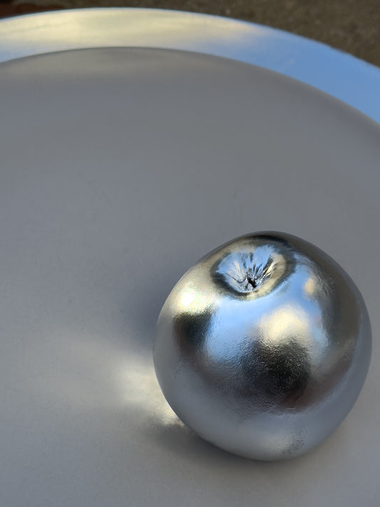 SILVER APPLE